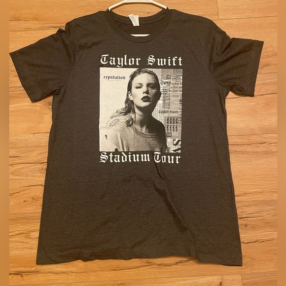 Taylor Swift Tops - Taylor Swift Reputation Tee
